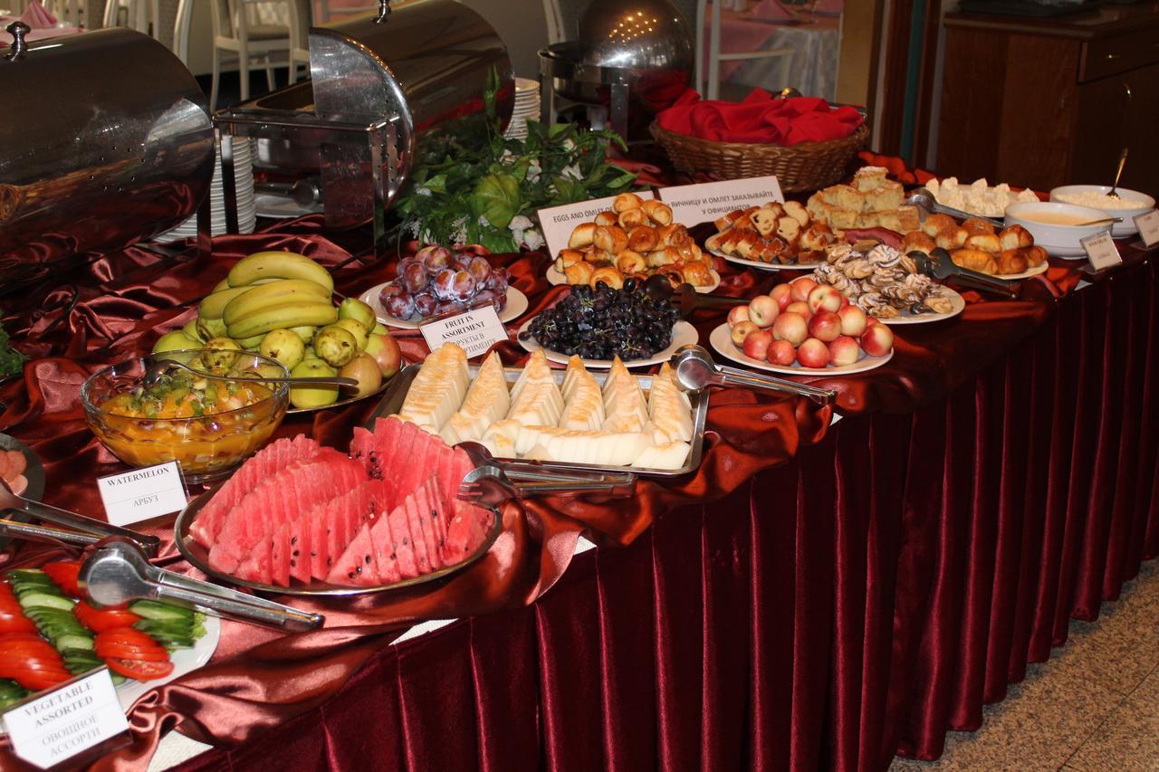 Shodlik Palace Tasjkent Buitenkant foto